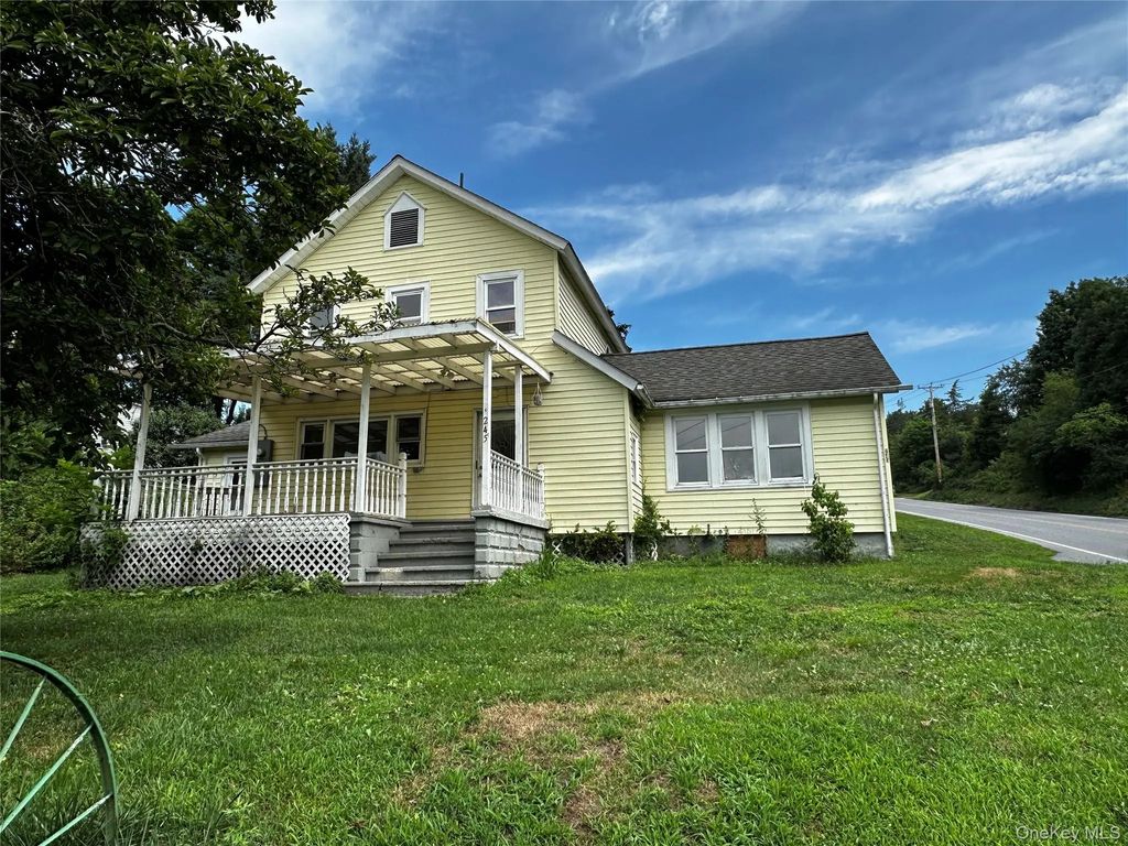 245 Lattintown Road, Marlboro