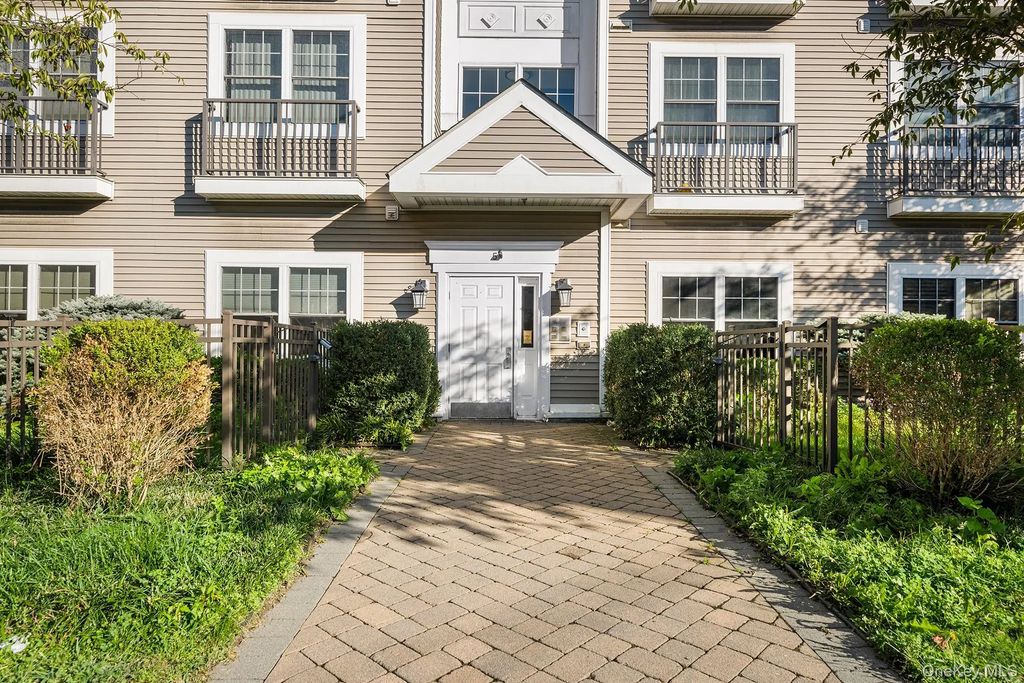 5 Minerva Place # 2c, White Plains