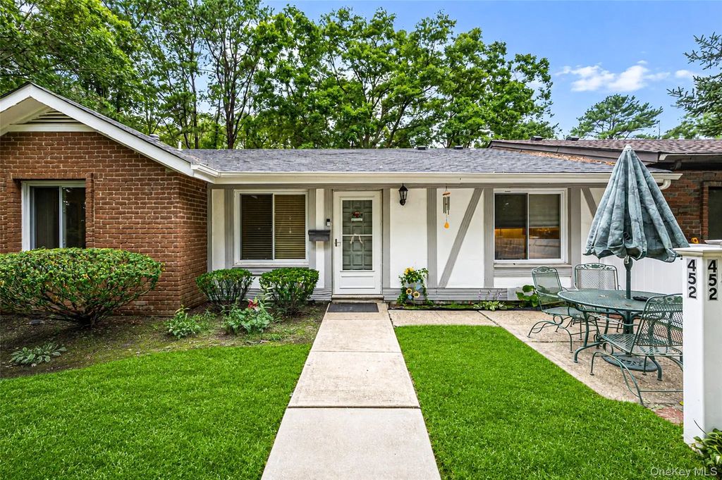 452 Birchwood Road, Medford