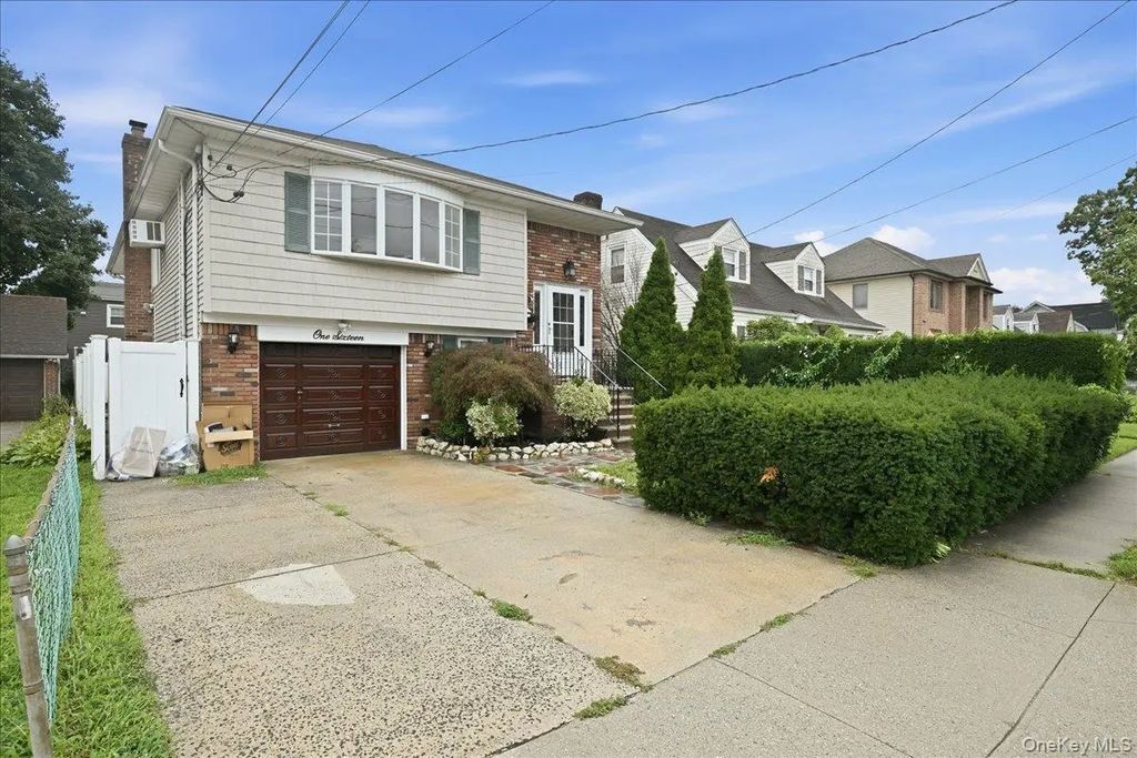 116 Elm Street, Valley Stream