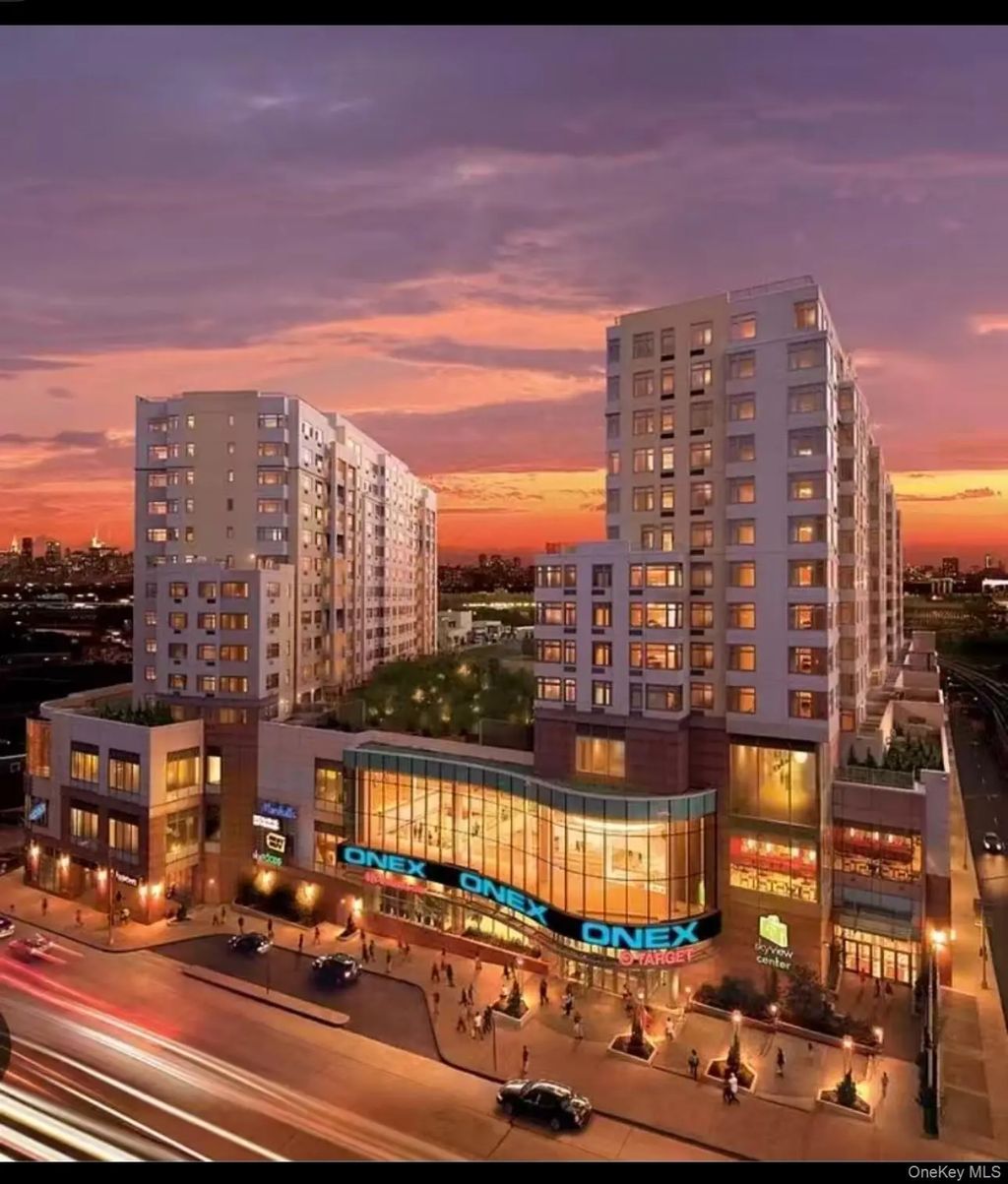 40-26 College Point Boulevard # 18d, Flushing