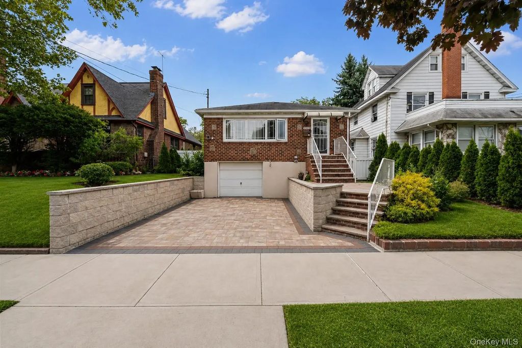13945 227th Street, Laurelton