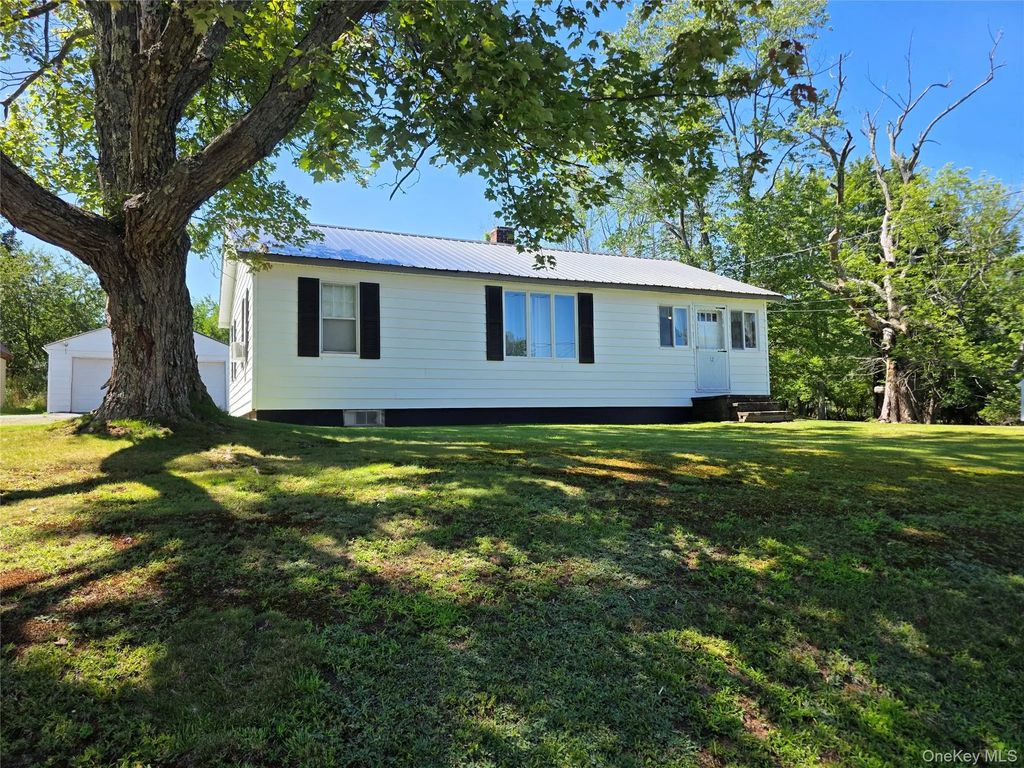 12 Winthrop Avenue, Liberty