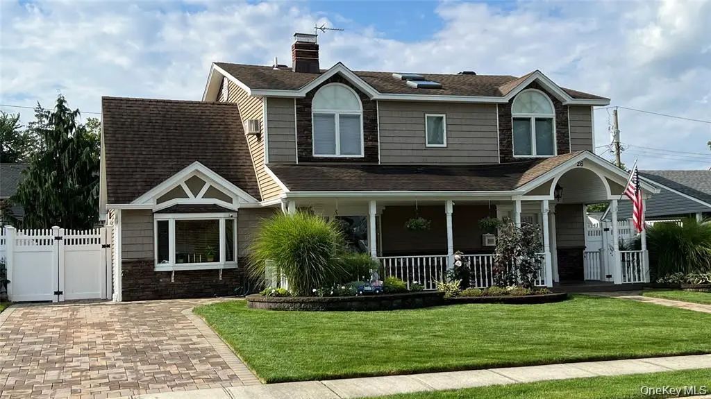 26 Ballad Lane, Hicksville