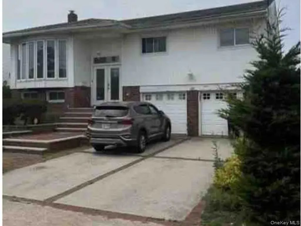 3368 Bertha Drive, Baldwin
