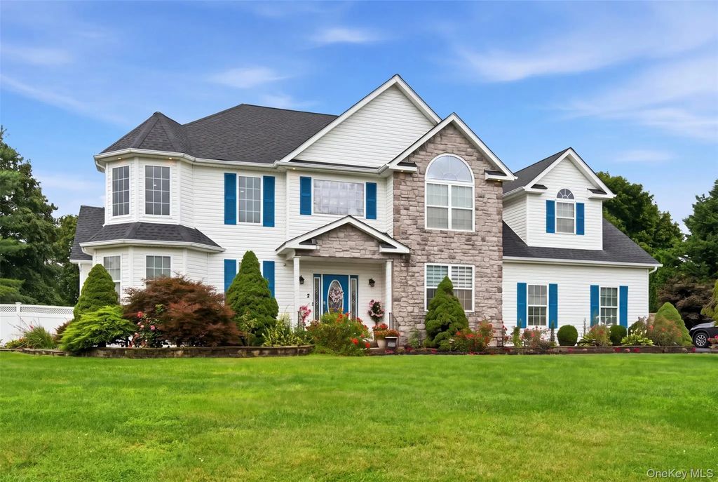 2 Sherwood Drive, Shoreham