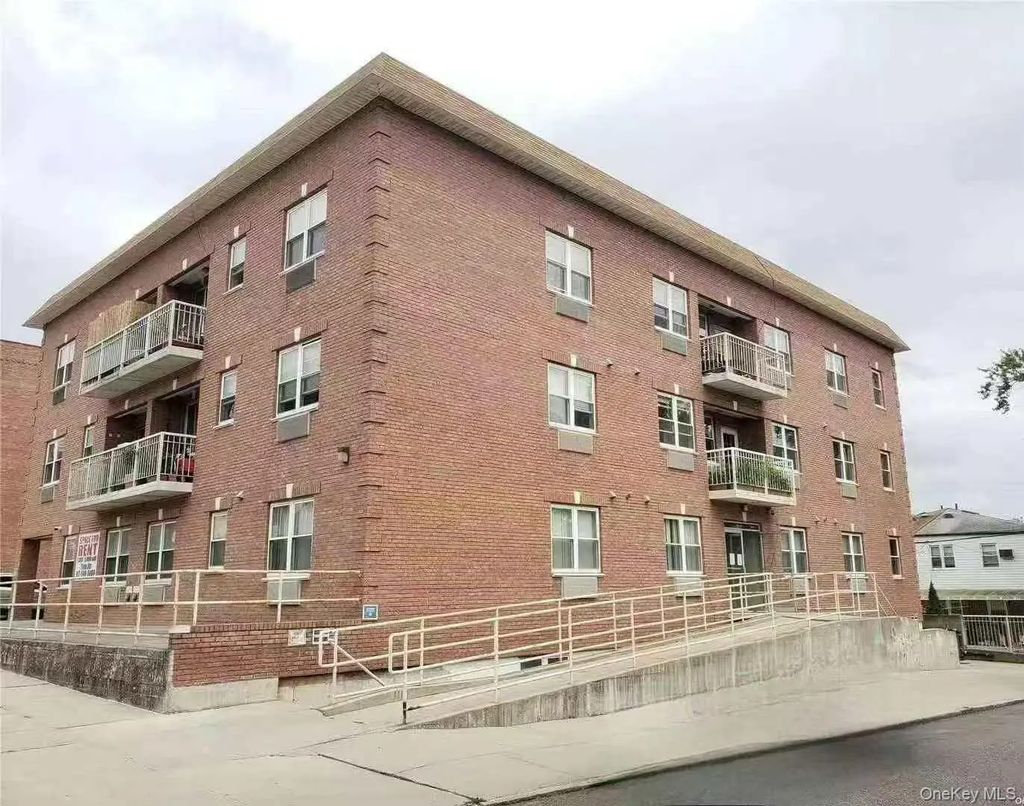 36-41 169th Street # 3c, Flushing