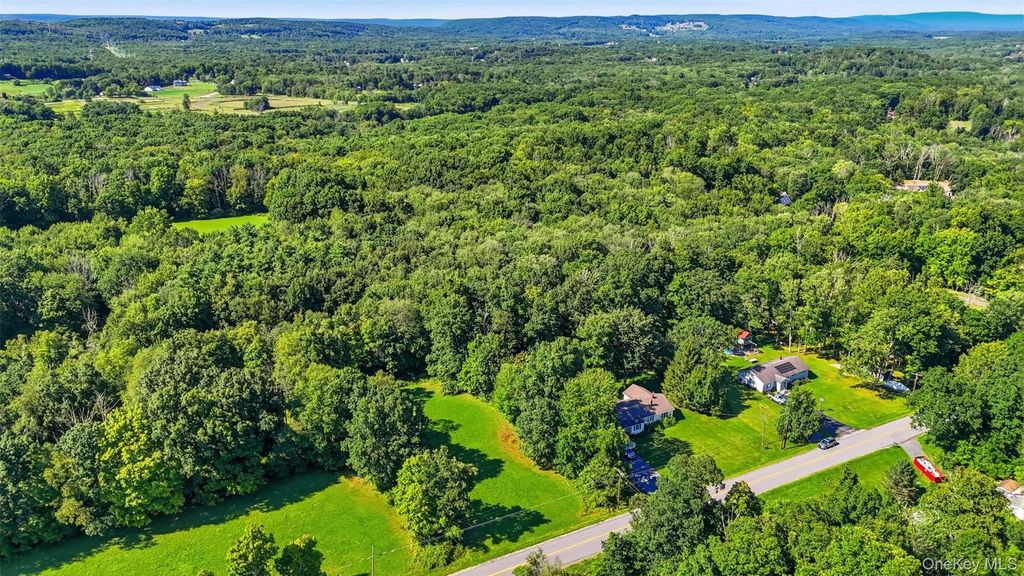 Ridge Drive, Middletown