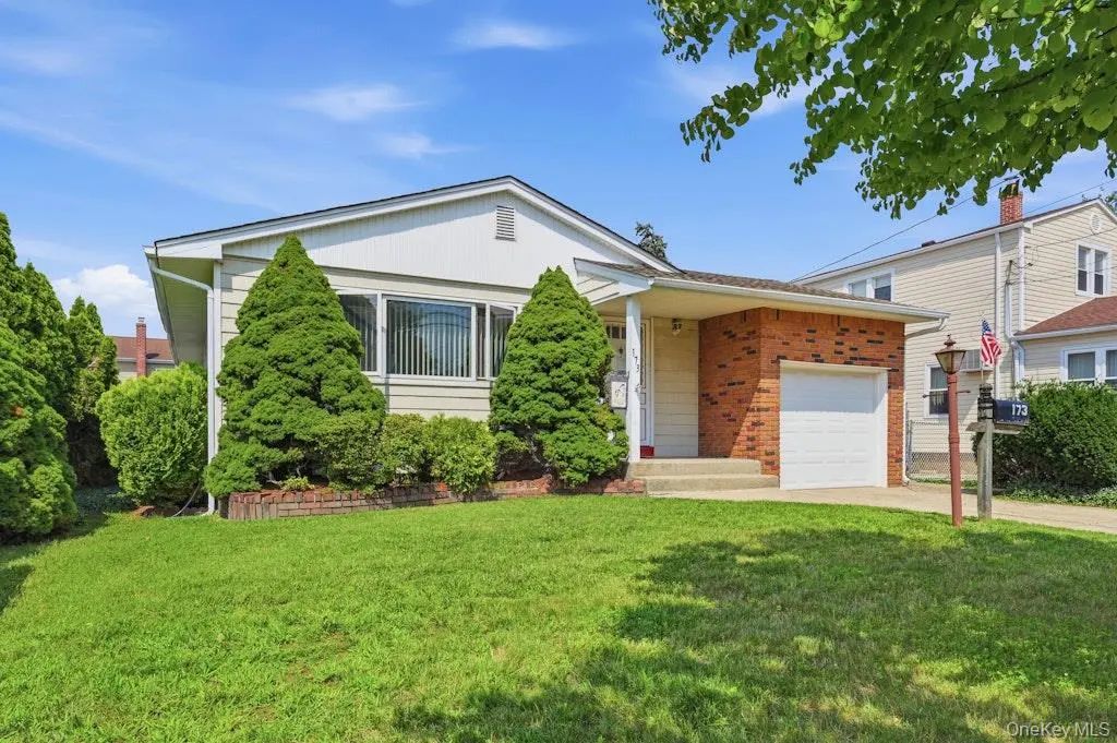 173 12th Street, Bethpage