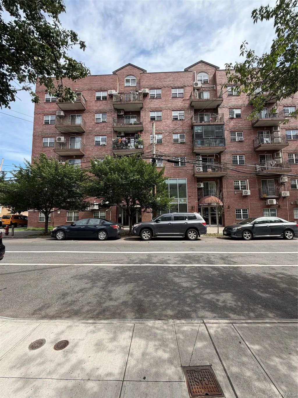 14118 Cherry Avenue # 6g, Flushing