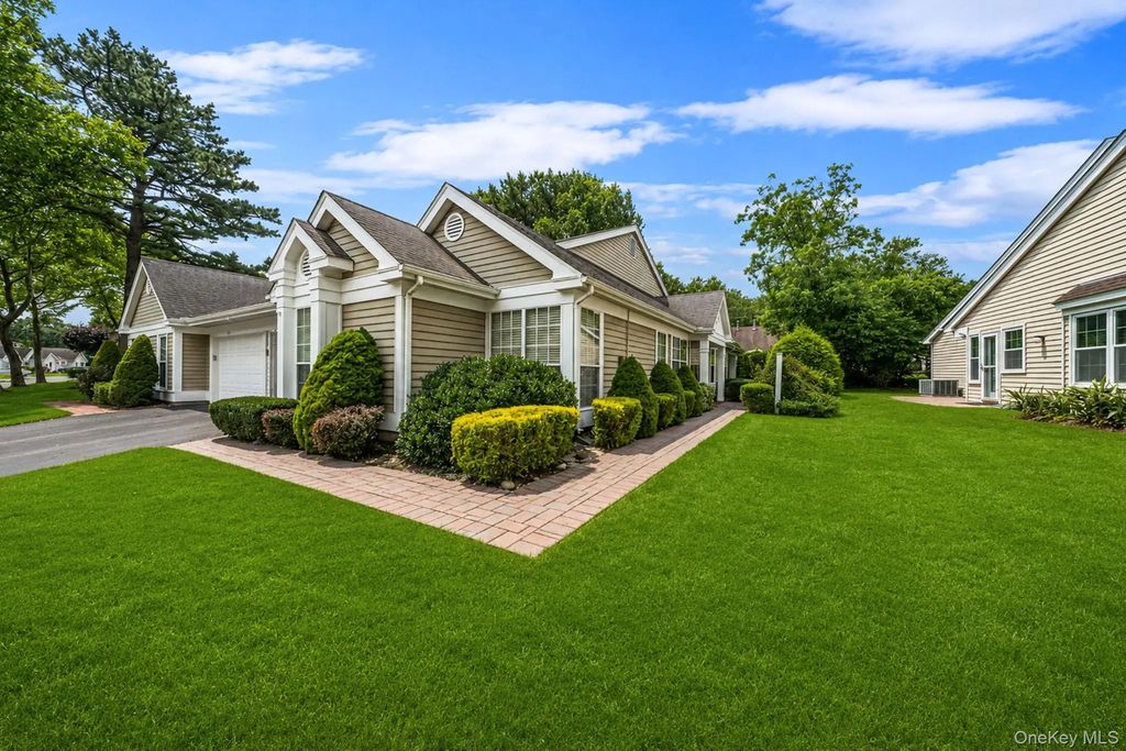 276 Glen Drive, Ridge