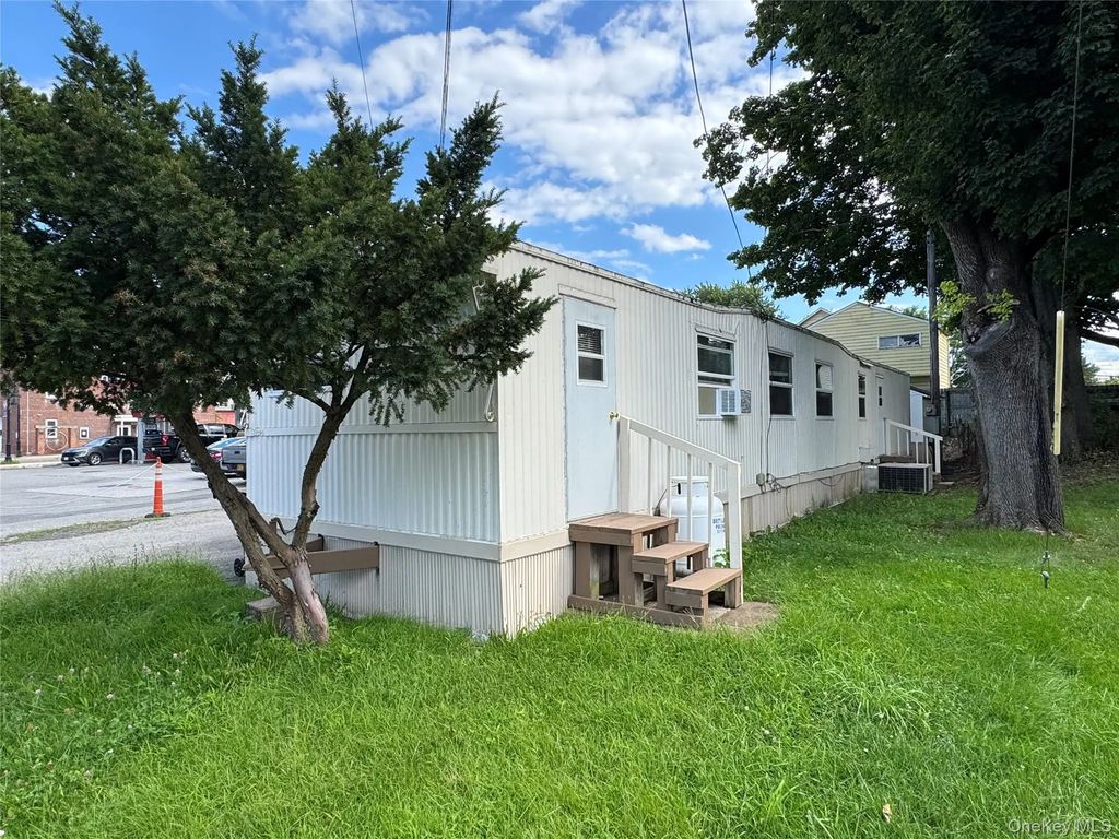 149 Schryver Street, Esopus