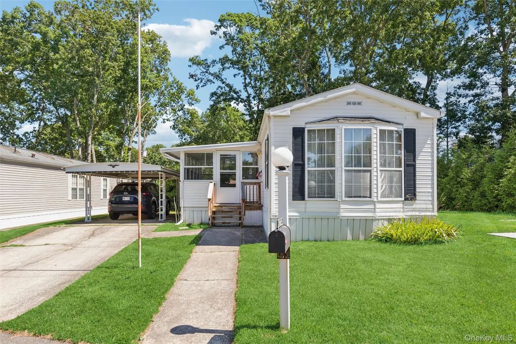 1661 Old Country Road # 254, Riverhead