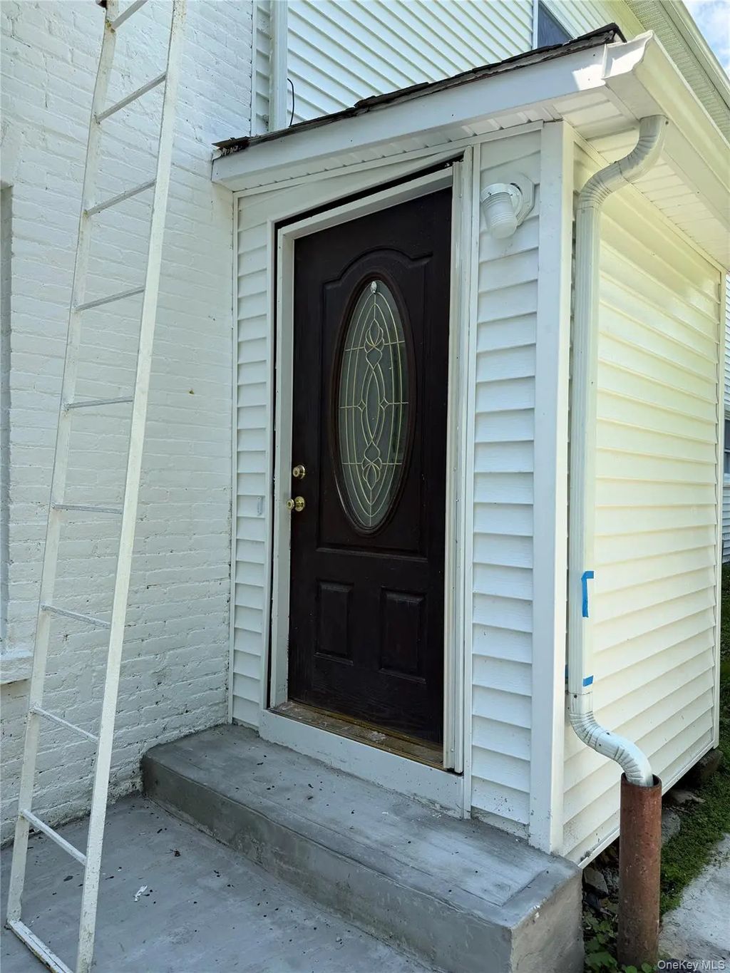 50 S Montgomery Street # 4, Walden