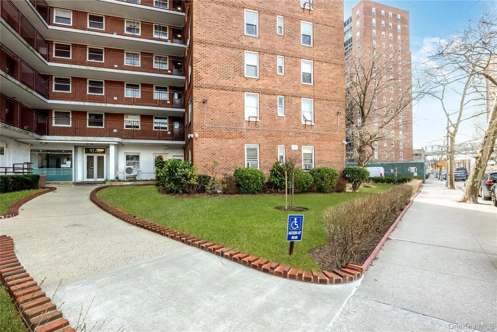 97-40 62 Drive # 9a, Rego Park