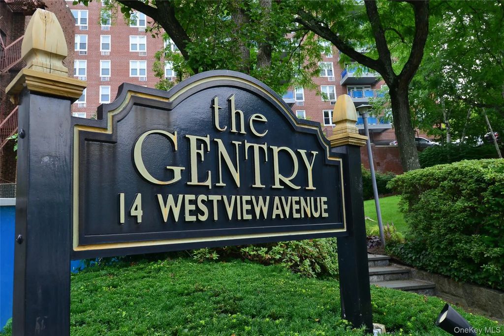 14 Westview Avenue # 410, Tuckahoe