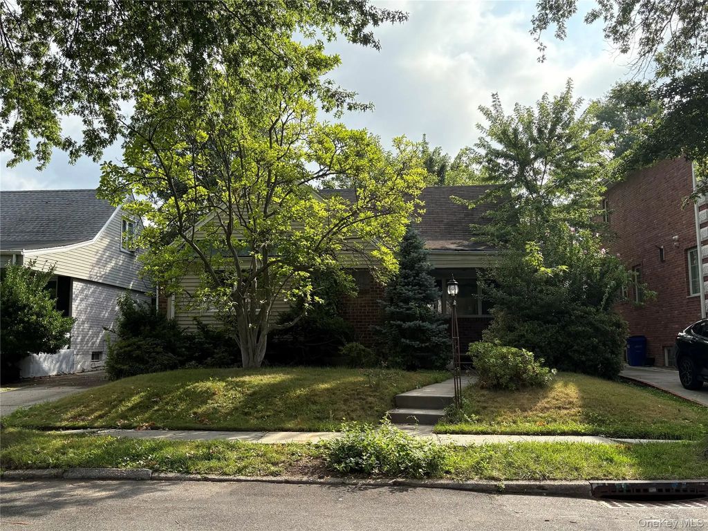 53-17 203rd Street, Bayside