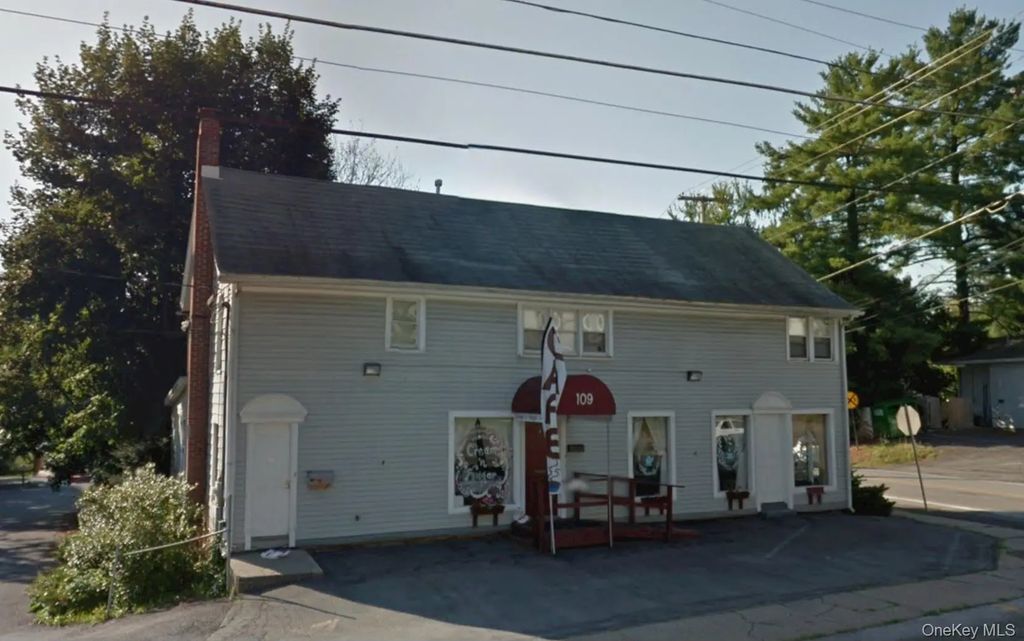 109 Orange Avenue, Walden