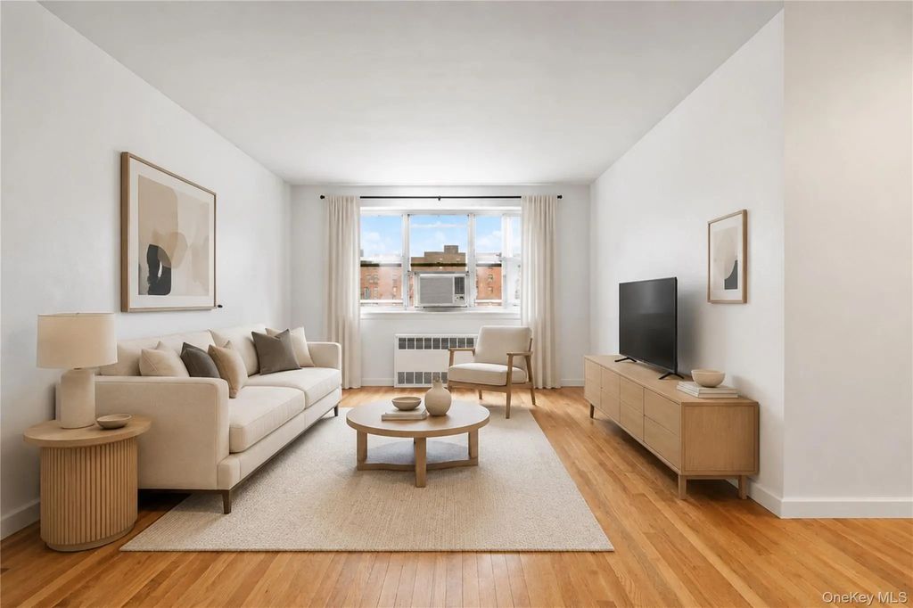 29-09 137th Street # 3l, Flushing