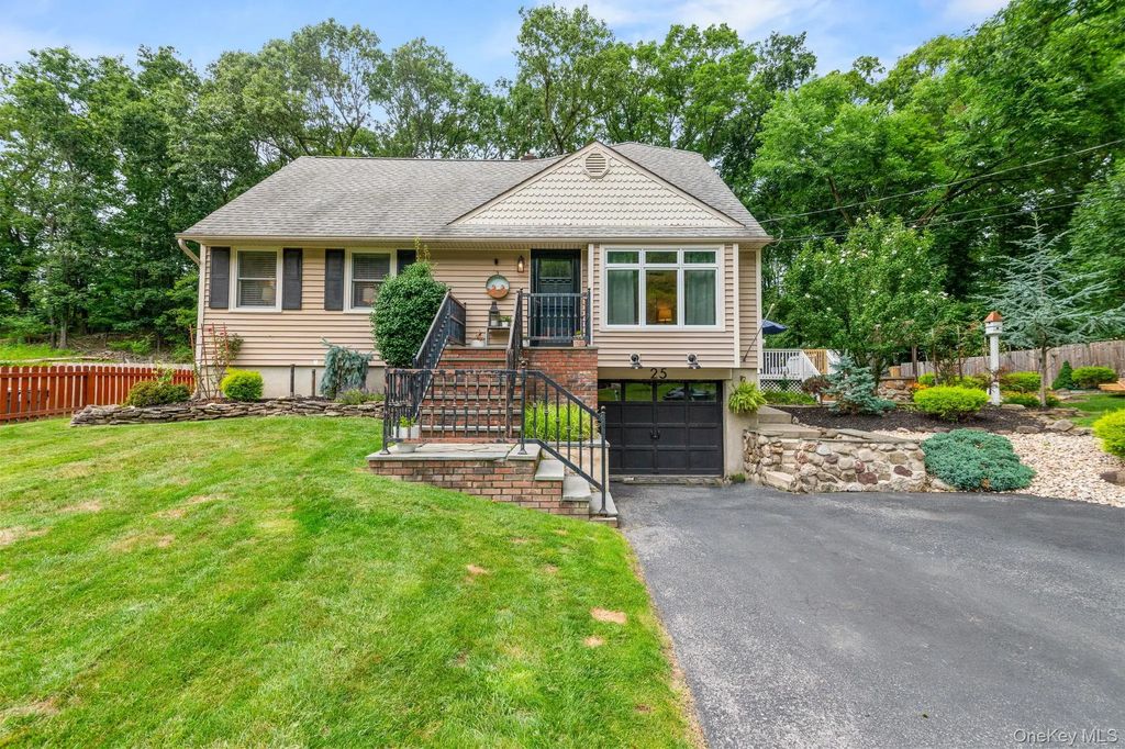 25 Birchwood Drive, Highland Mills