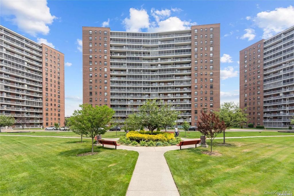 61-35 98th Street # 2c, Rego Park