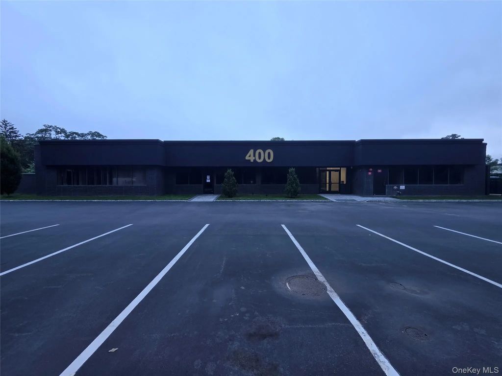 400 Townline Road, Hauppauge