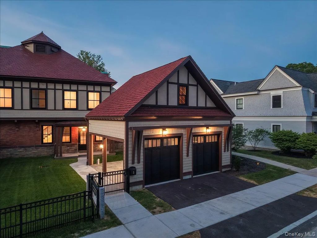 122 Regent Street # 5, Call Listing Agent