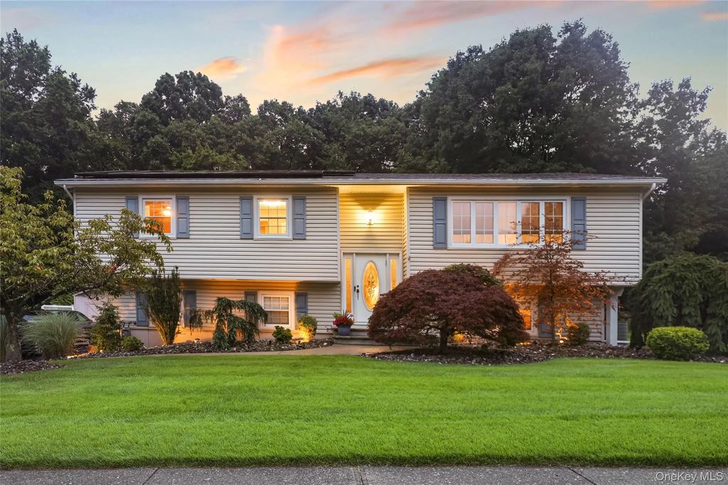 34 Strathmore Drive, New City