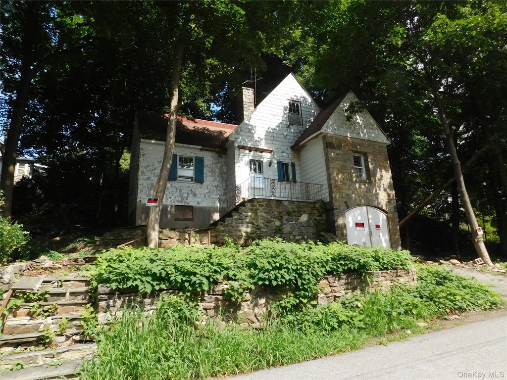 39 Sycamore Terrace, Mahopac