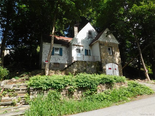 39 Sycamore Terrace, Mahopac