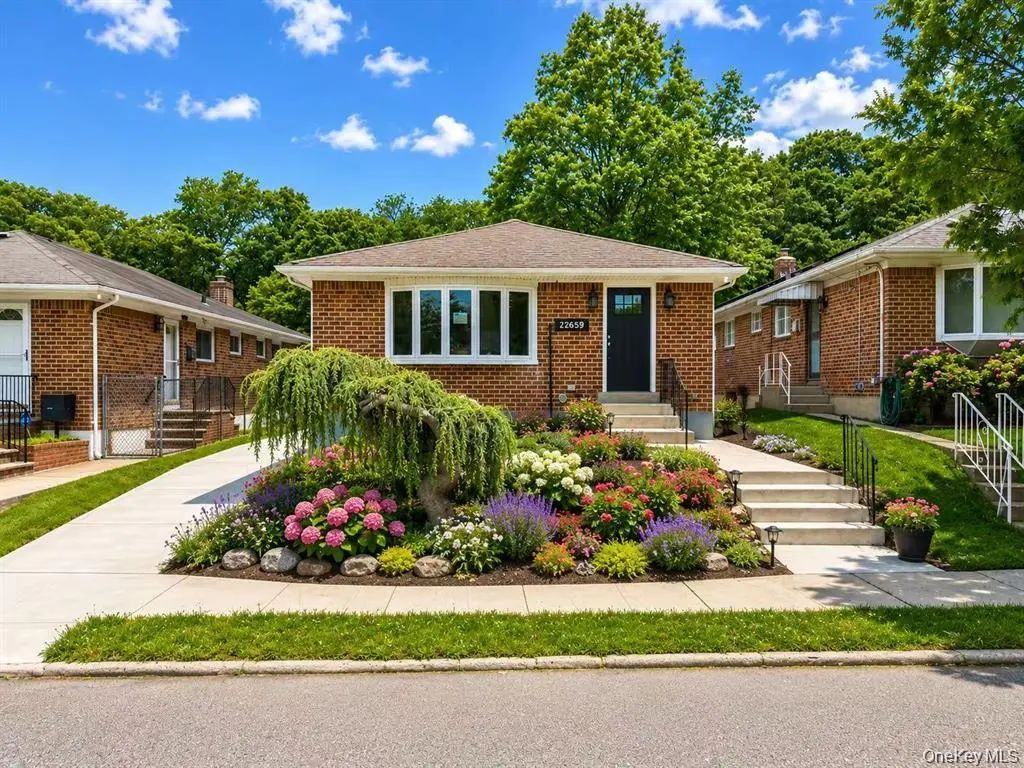 22659 76th Road, Oakland Gardens