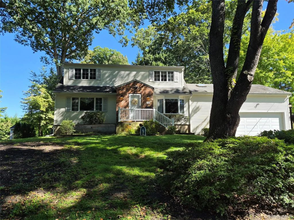 32 Carolina Drive, New City