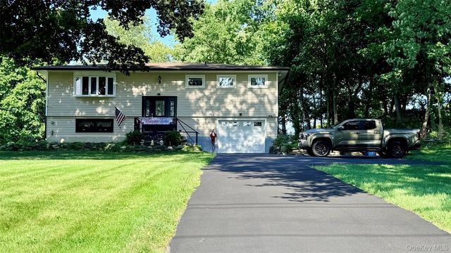 128 Shear Hill Road, Mahopac