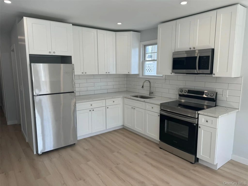 34 Bush Avenue # 2r, Port Chester