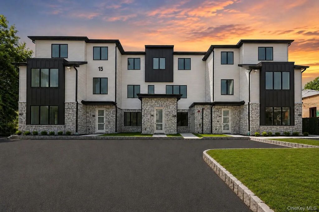 15 Calvert Drive # 111, Monsey