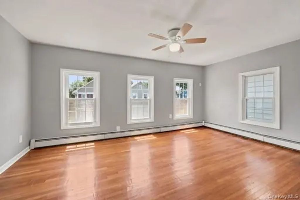 9 Arlington Place, Newburgh