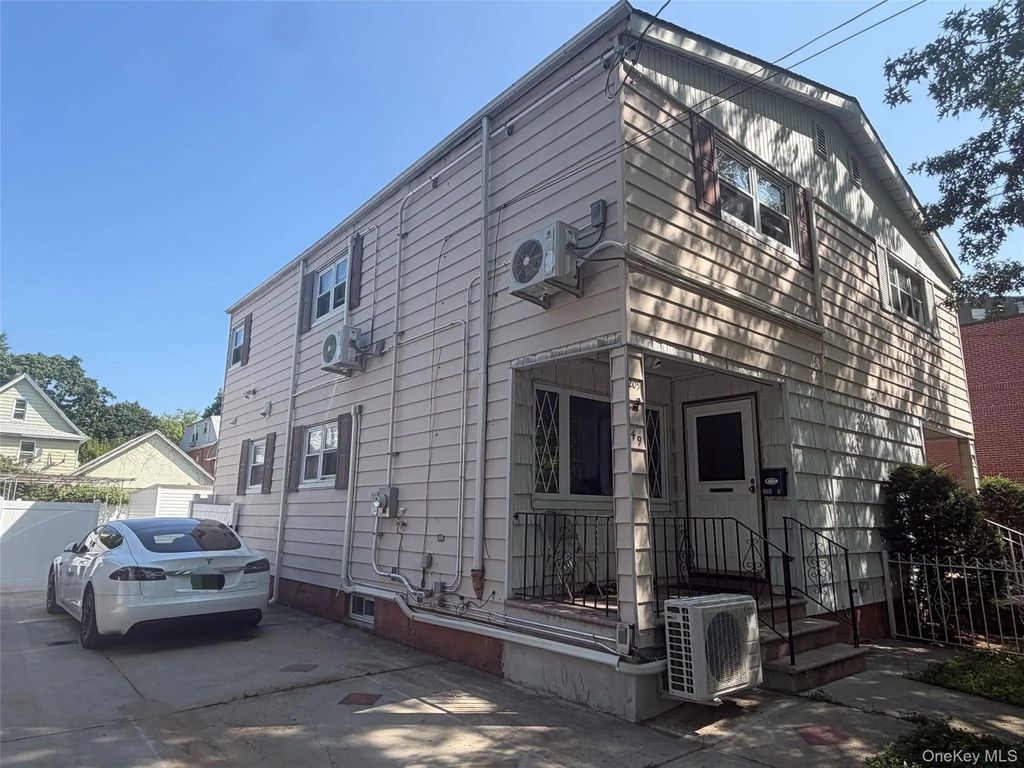 209-49 46th Avenue, Bayside
