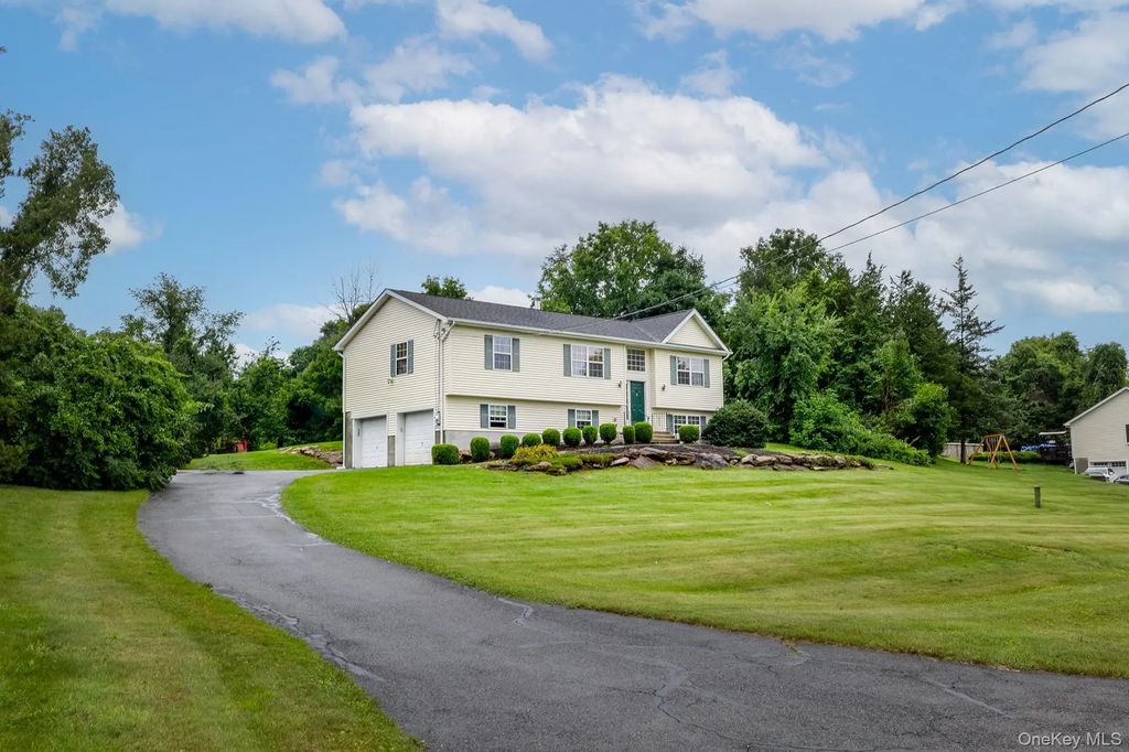 23 Burdick Road, Patterson