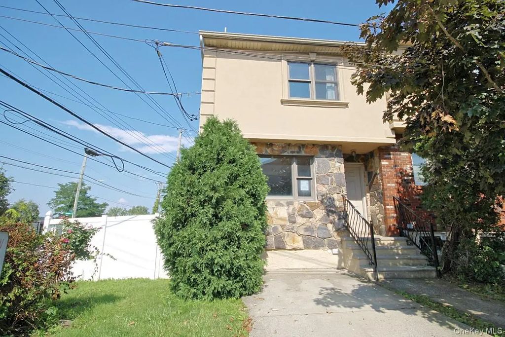 5 Abbey Road, Staten Island