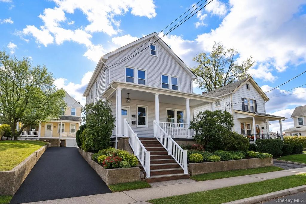 10 Ohio Avenue, Port Washington