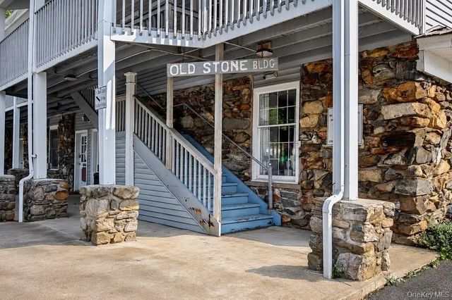 21 Clark Place # 1a, Mahopac