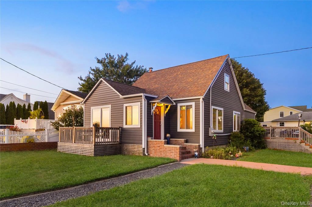 21 Grandview Drive, Shirley