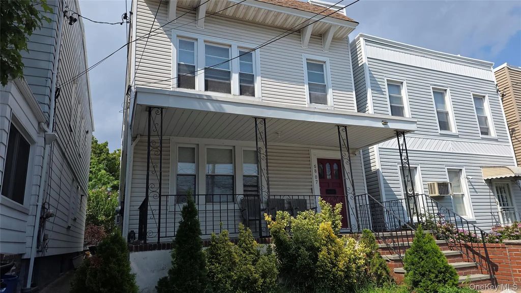 68-07 53rd Avenue # 2 Fl, Maspeth