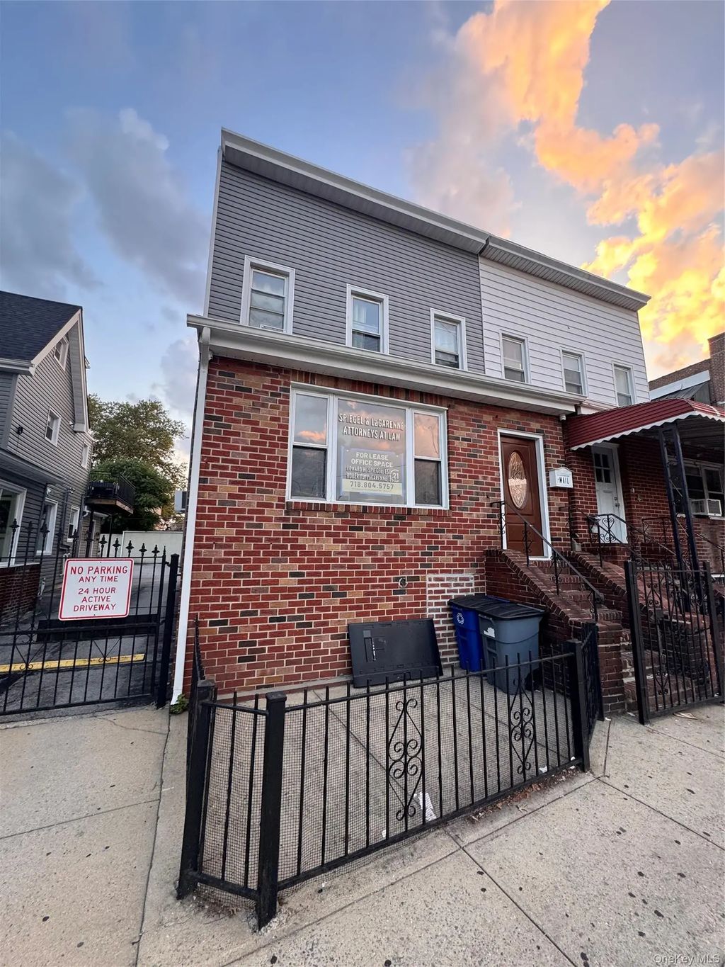 8716 Woodhaven Boulevard, Woodhaven