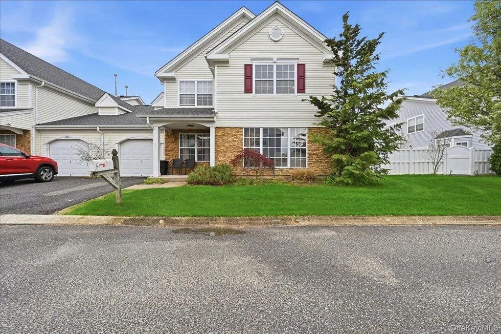 10 Casey Lane, Middle Island