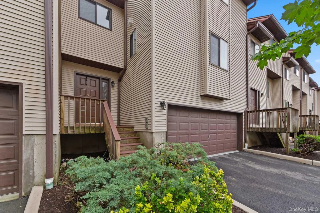 5 Kings Court, Nanuet