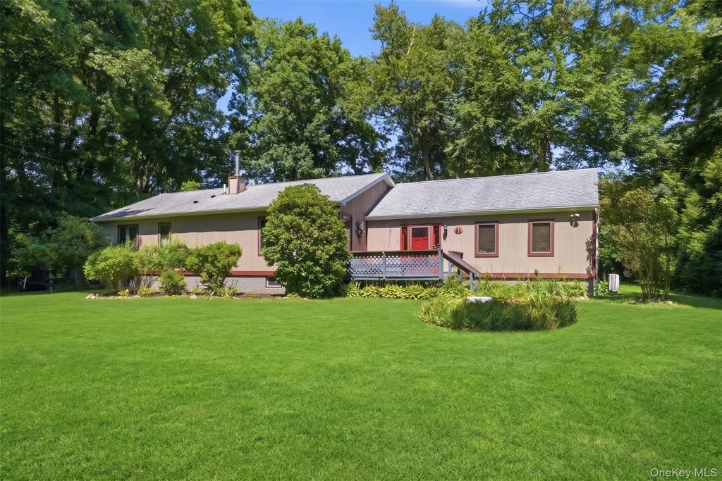 41 Penny Lane, Highland