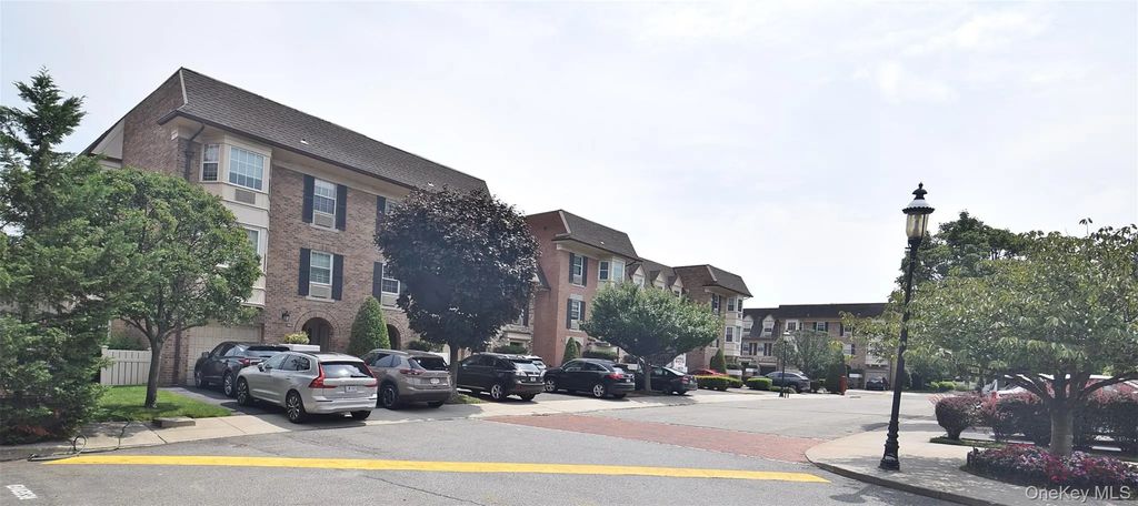 12-27 Diane Place # 196 U, Bayside