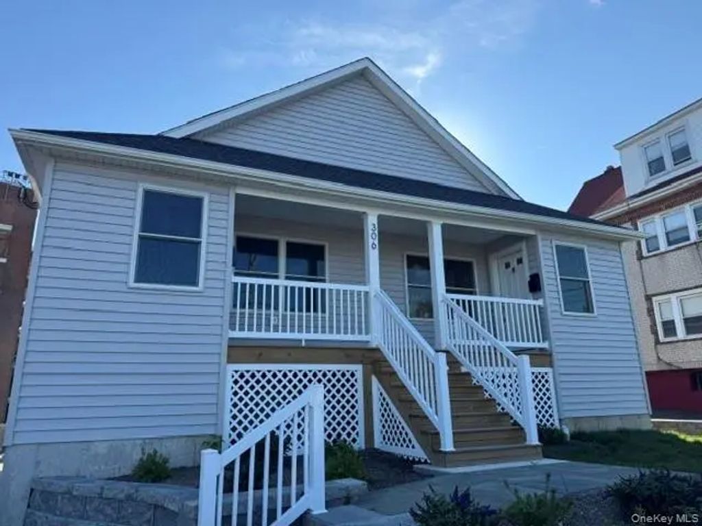 306 S Regent # B, Port Chester