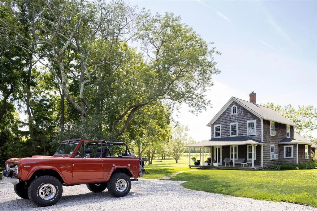 2850 Main Bayview Road, Southold